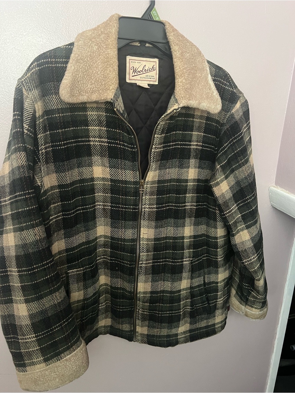 Woolrich Black and Cream Plaid Sherpa-Collar Bomber Jacket Size L
